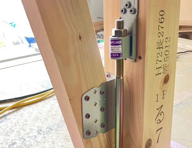 耐震に関連する施工中の写真